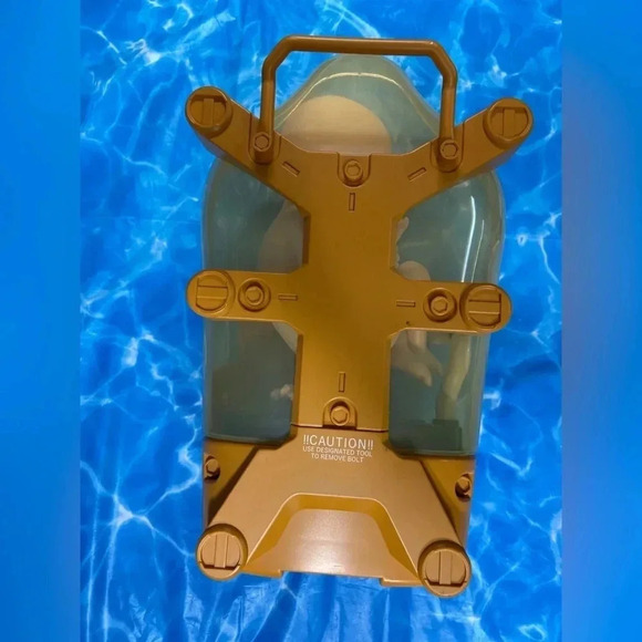 Death Stranding - Collector’s Edition  BB Pod Replica - 1/1 Scale - - Picture 8 of 16